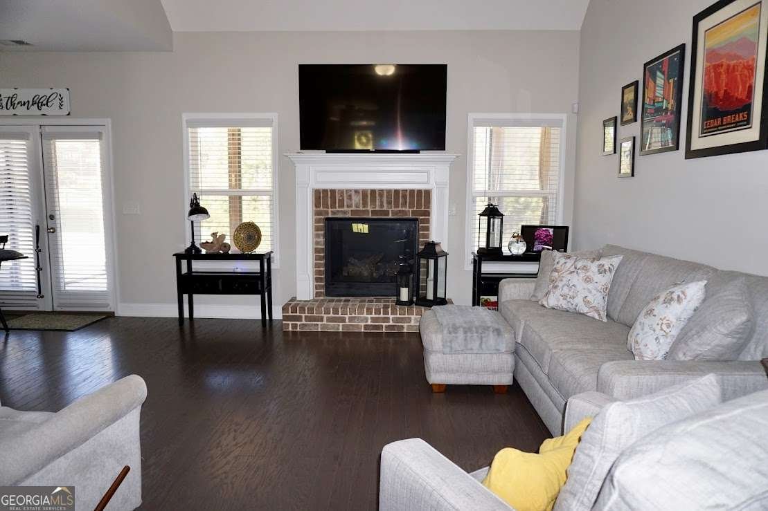 297 Cobblestone Trail Dallas - 7