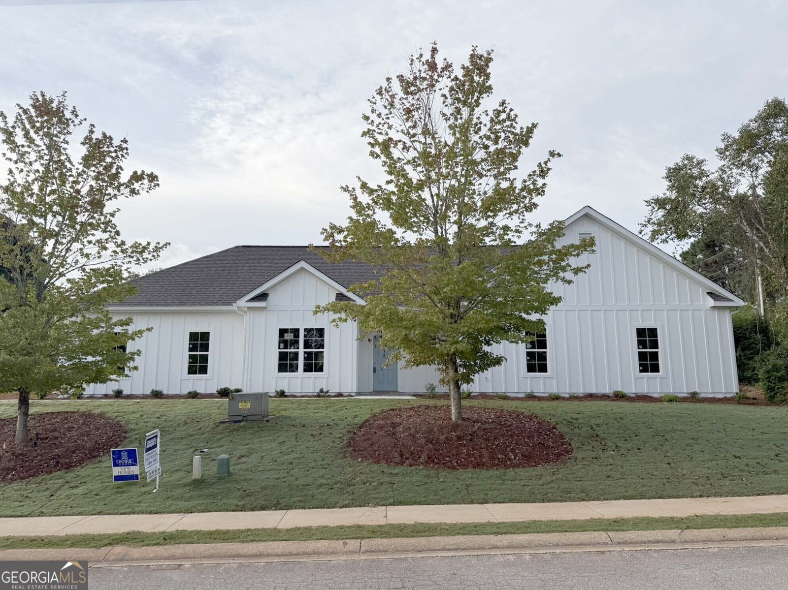 100 Creekside Drive LaGrange - 2