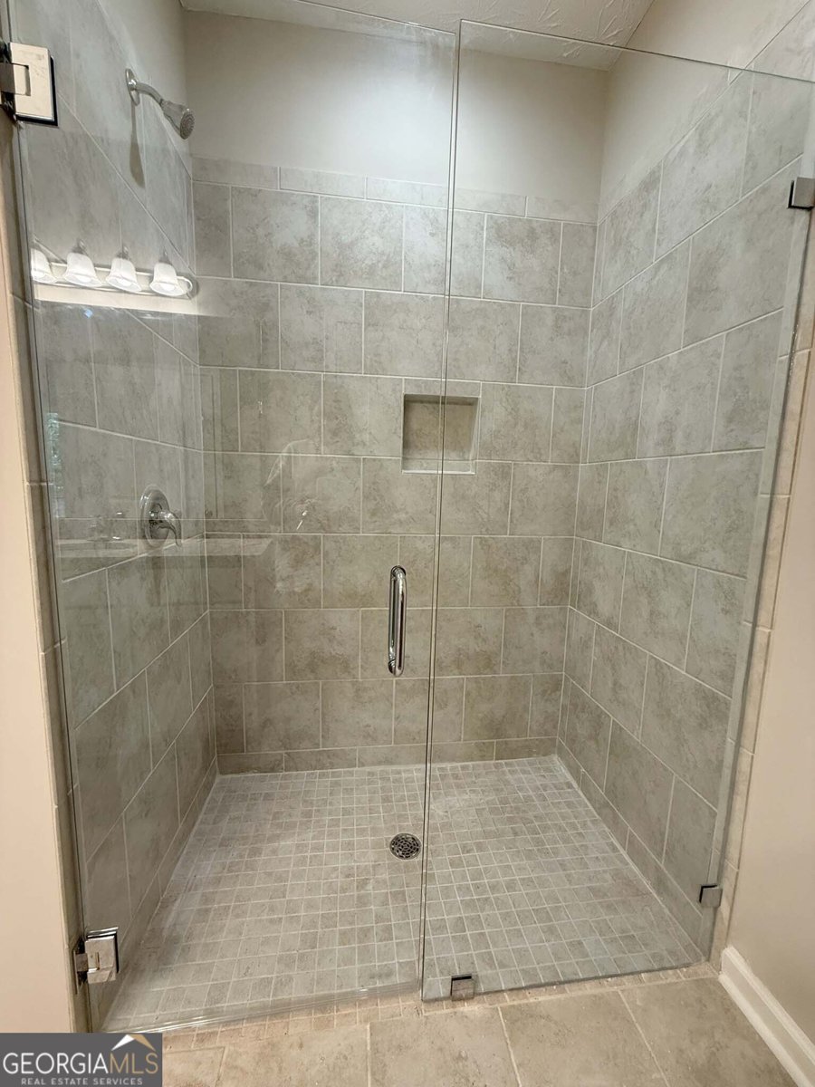 100 Creekside Drive LaGrange - 21