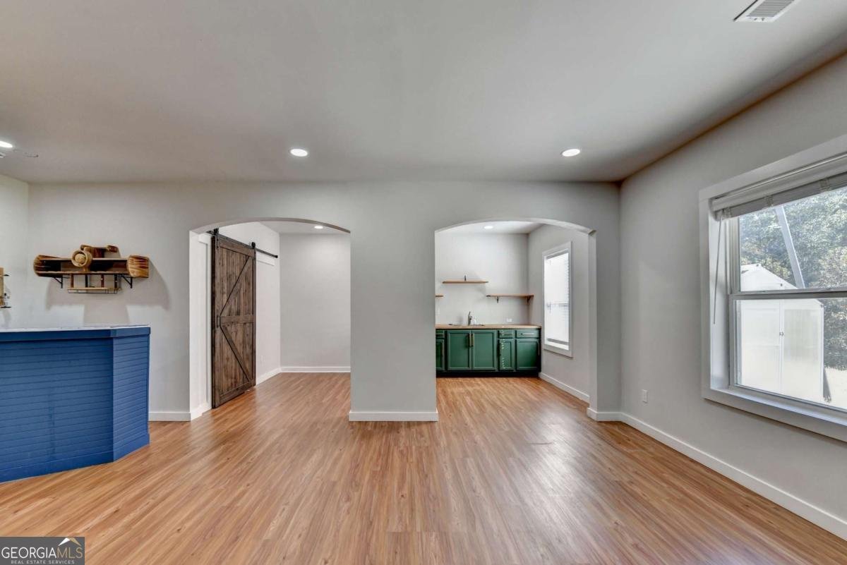765 GROVE VALLEY Drive Cumming - 67