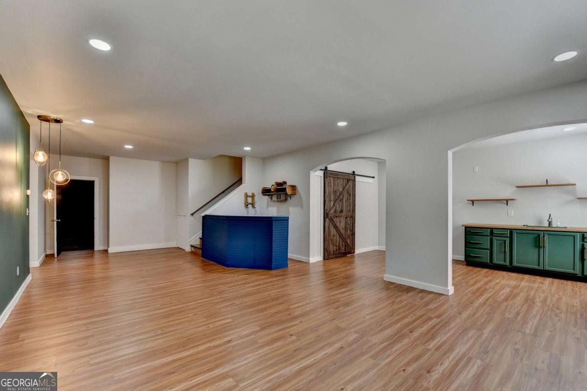 765 GROVE VALLEY Drive Cumming - 68