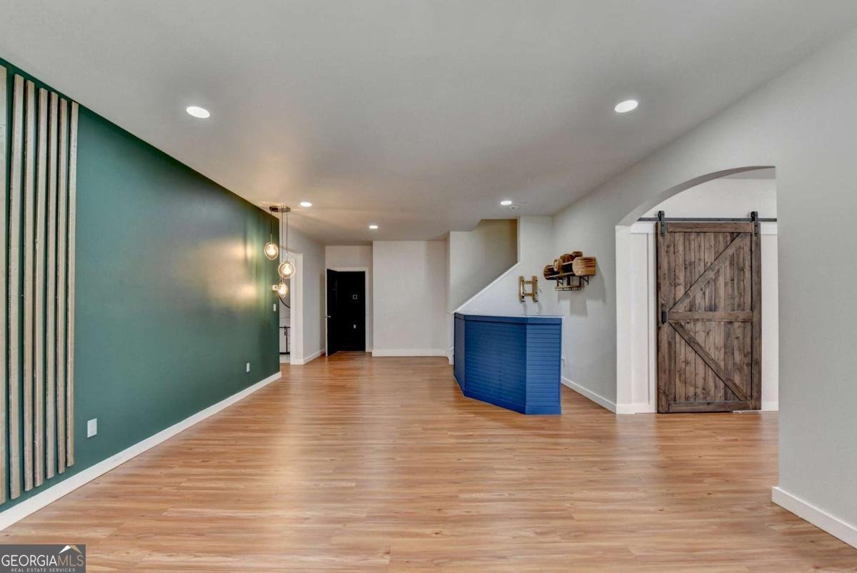 765 GROVE VALLEY Drive Cumming - 69
