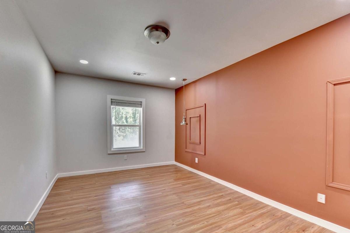 765 GROVE VALLEY Drive Cumming - 77