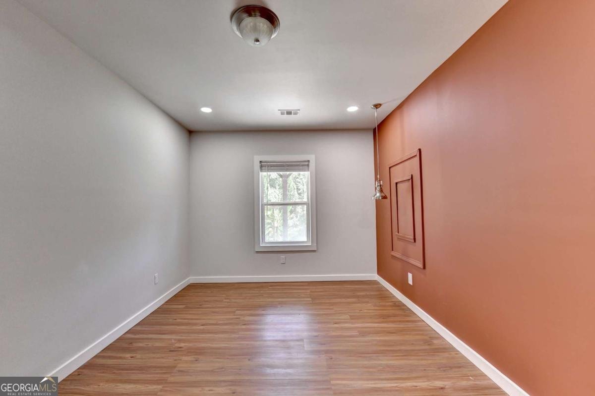 765 GROVE VALLEY Drive Cumming - 78
