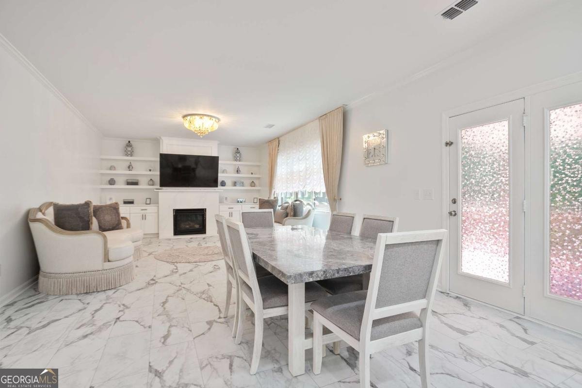 785 Streamview Way Alpharetta - 11