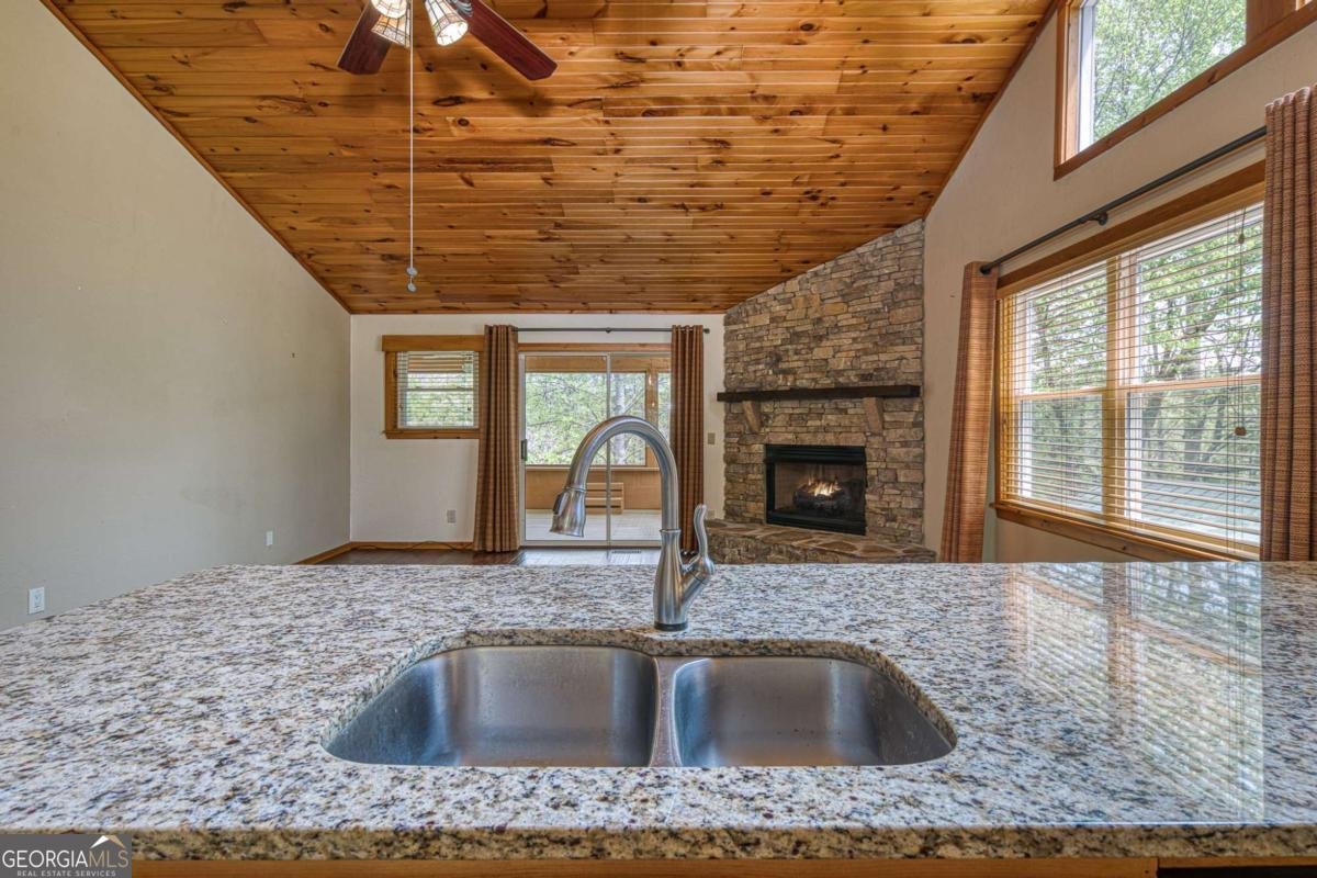 292 Holly Cove Circle Blairsville - 11