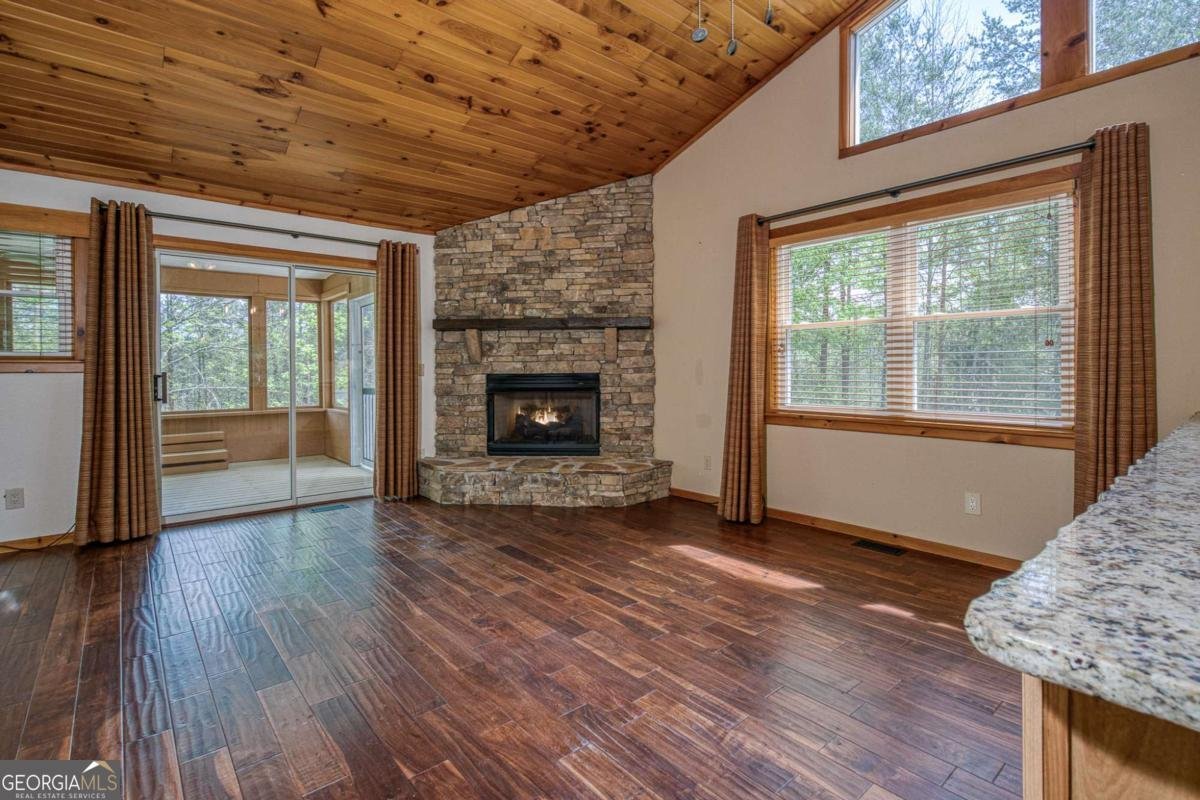 292 Holly Cove Circle Blairsville - 12