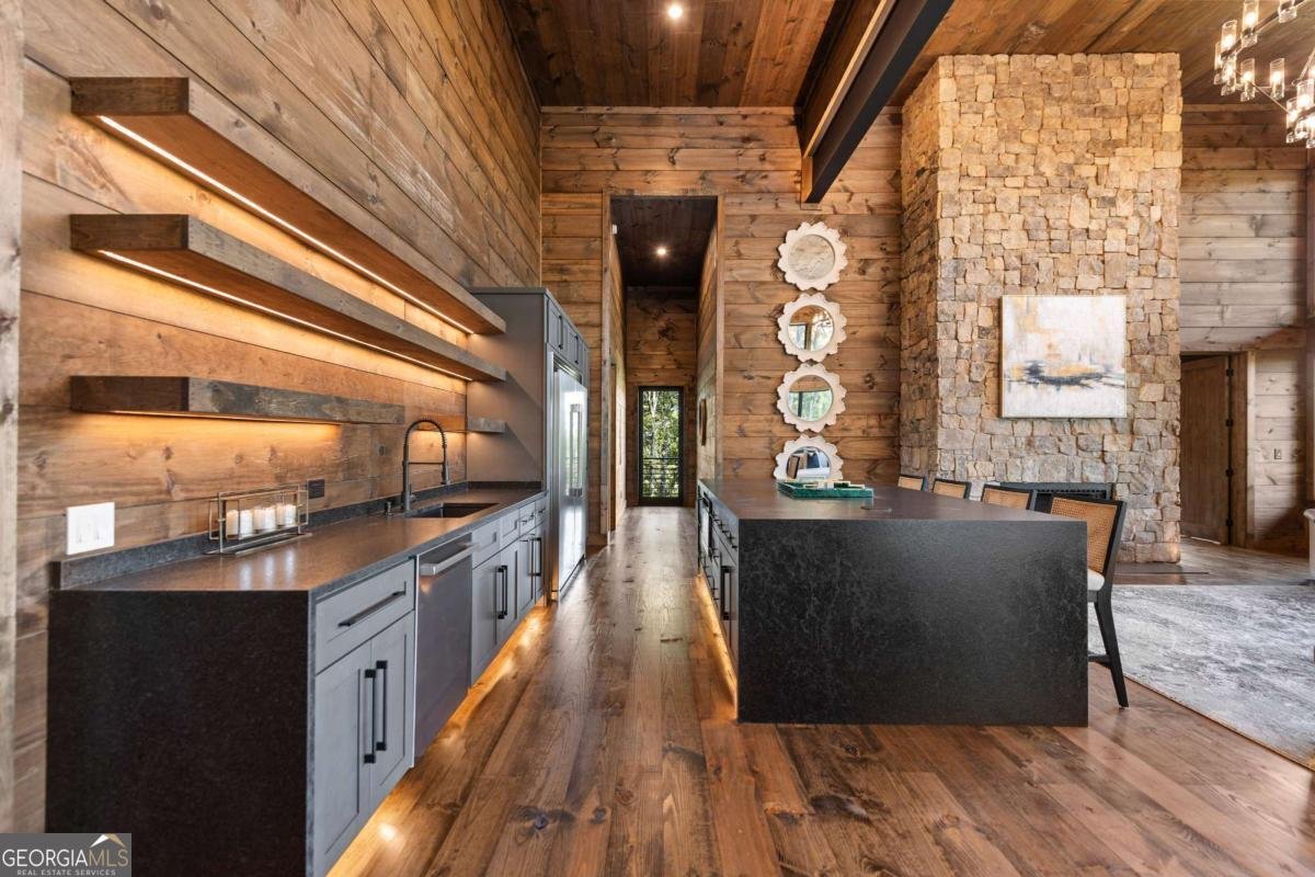 321 Skylight Drive Blue Ridge - 39