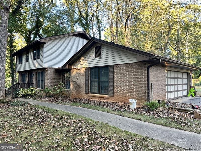 648 BRALORNE Drive Stone Mountain - 43