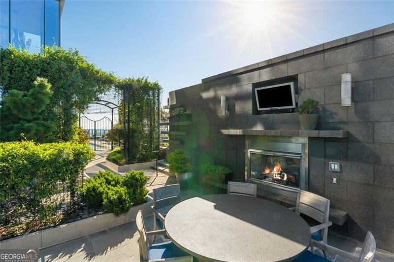 3630 Peachtree Road Atlanta - 63