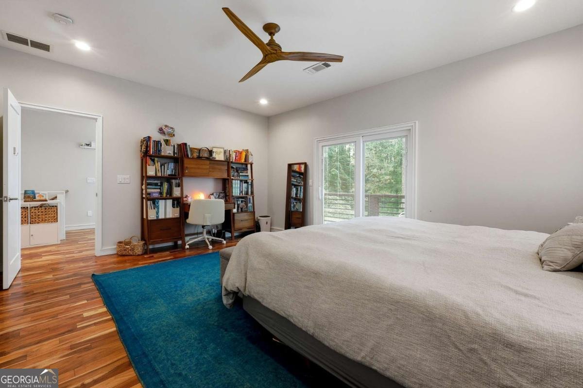 1000 Gresham Avenue Atlanta - 21