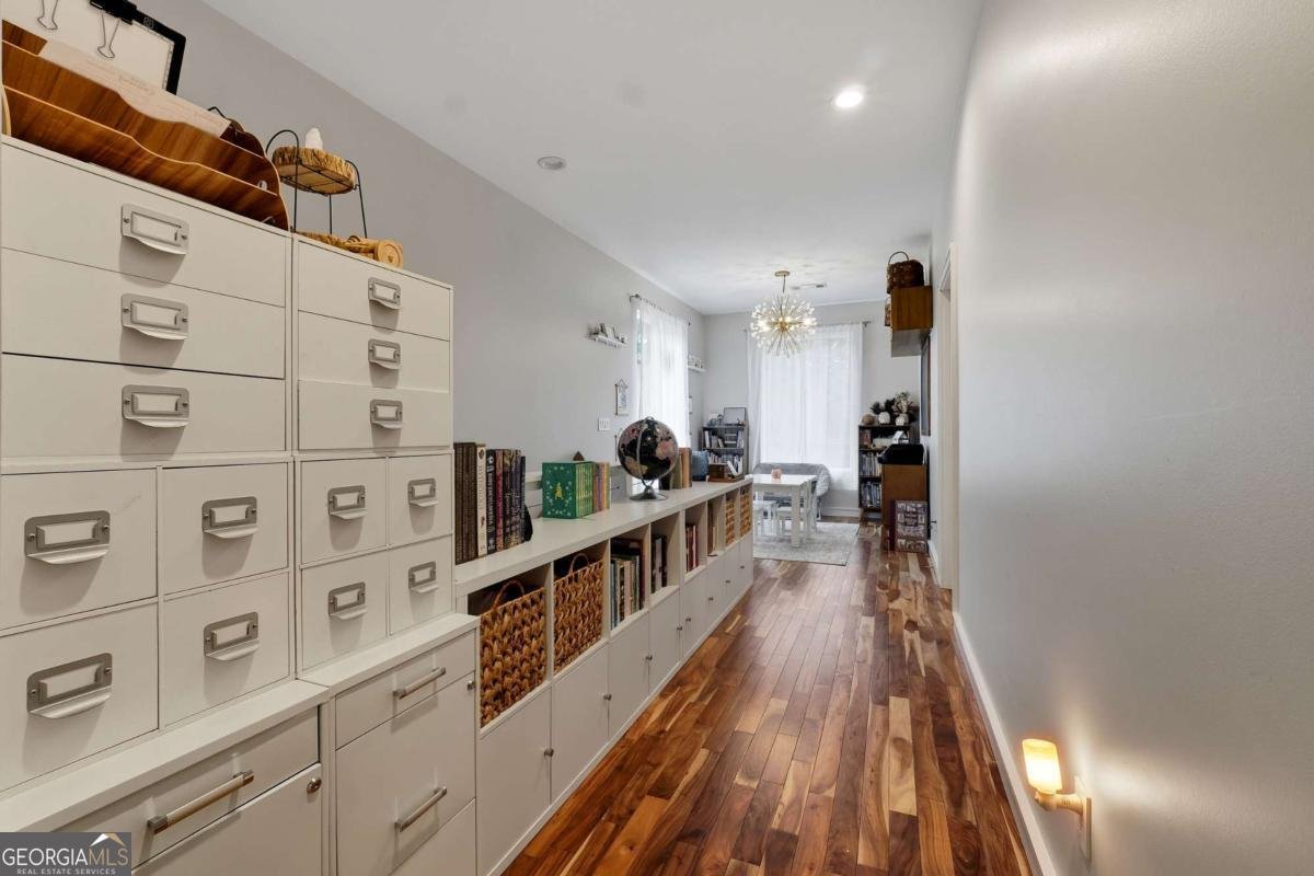 1000 Gresham Avenue Atlanta - 25