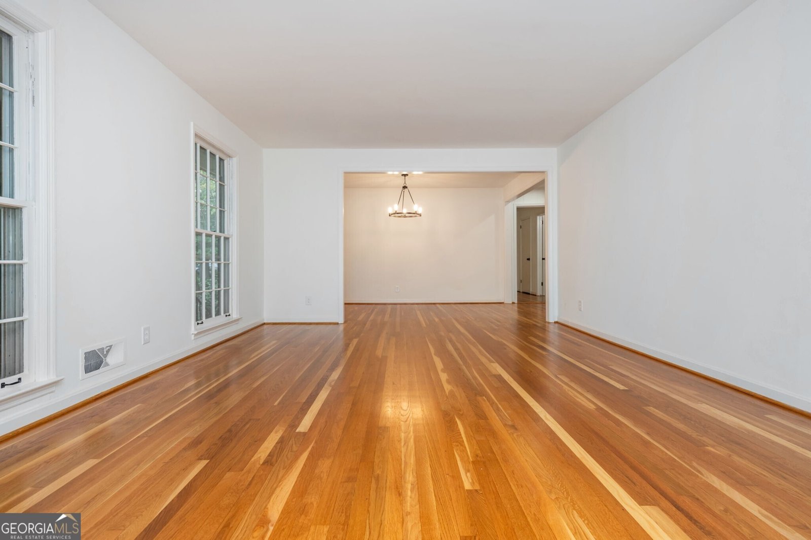 1077 Vistavia Circle Decatur - 2