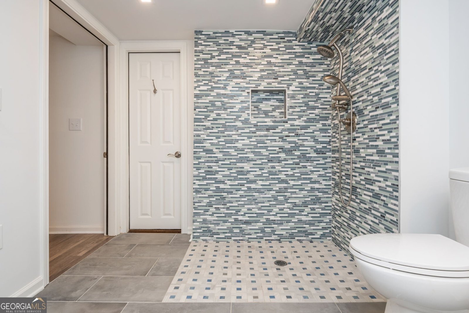 1077 Vistavia Circle Decatur - 27