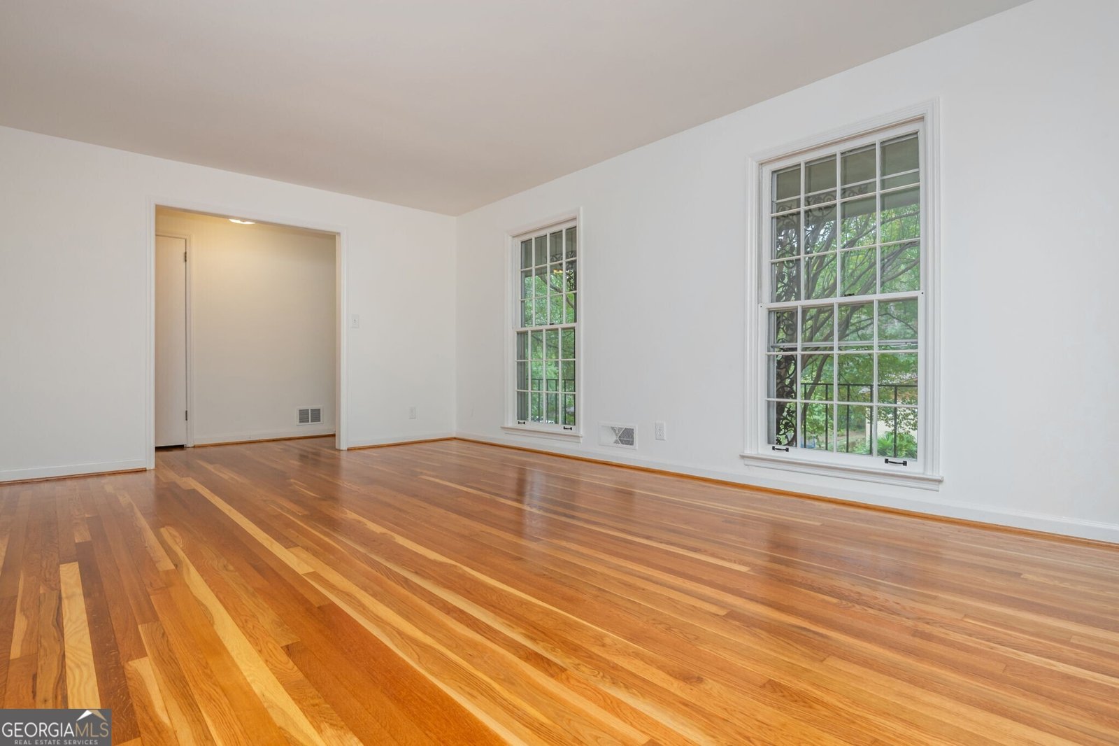 1077 Vistavia Circle Decatur - 4