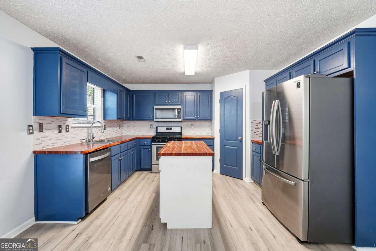 640 Howell Drive Locust Grove - 16