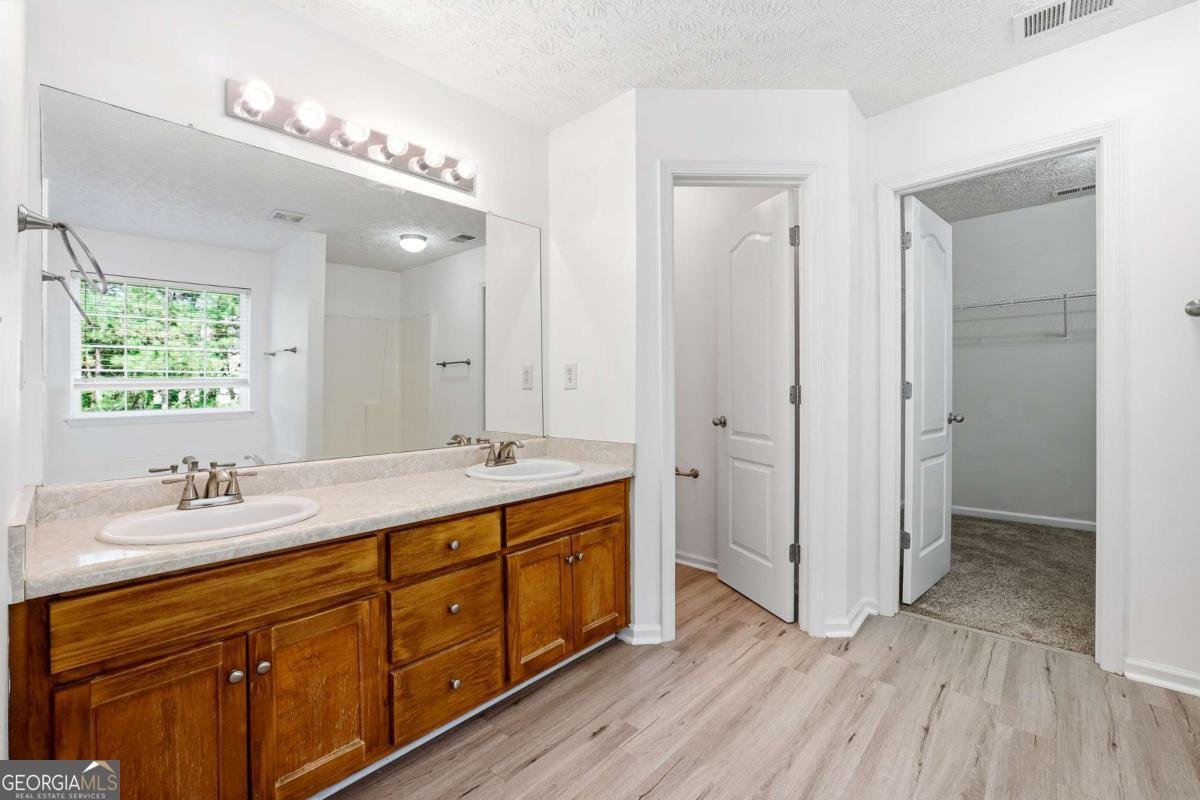 640 Howell Drive Locust Grove - 8