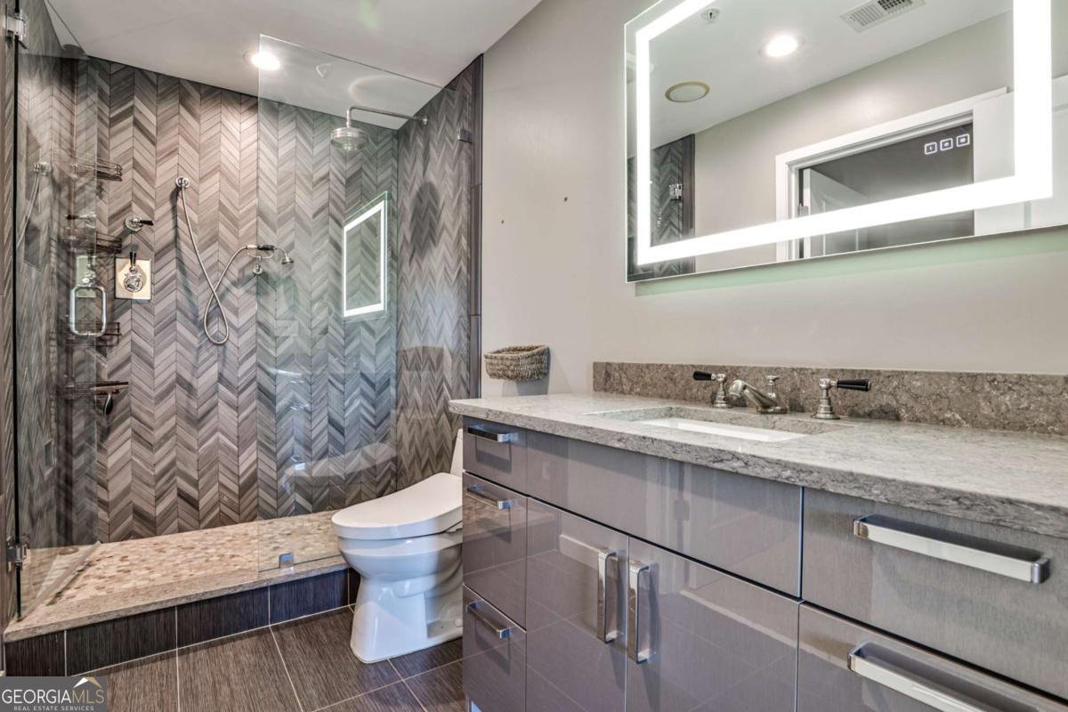 860 PEACHTREE Street Atlanta - 11