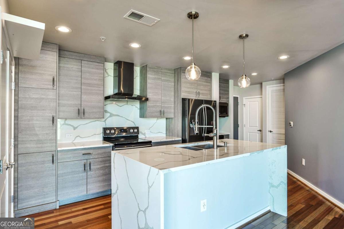 860 PEACHTREE Street Atlanta - 12