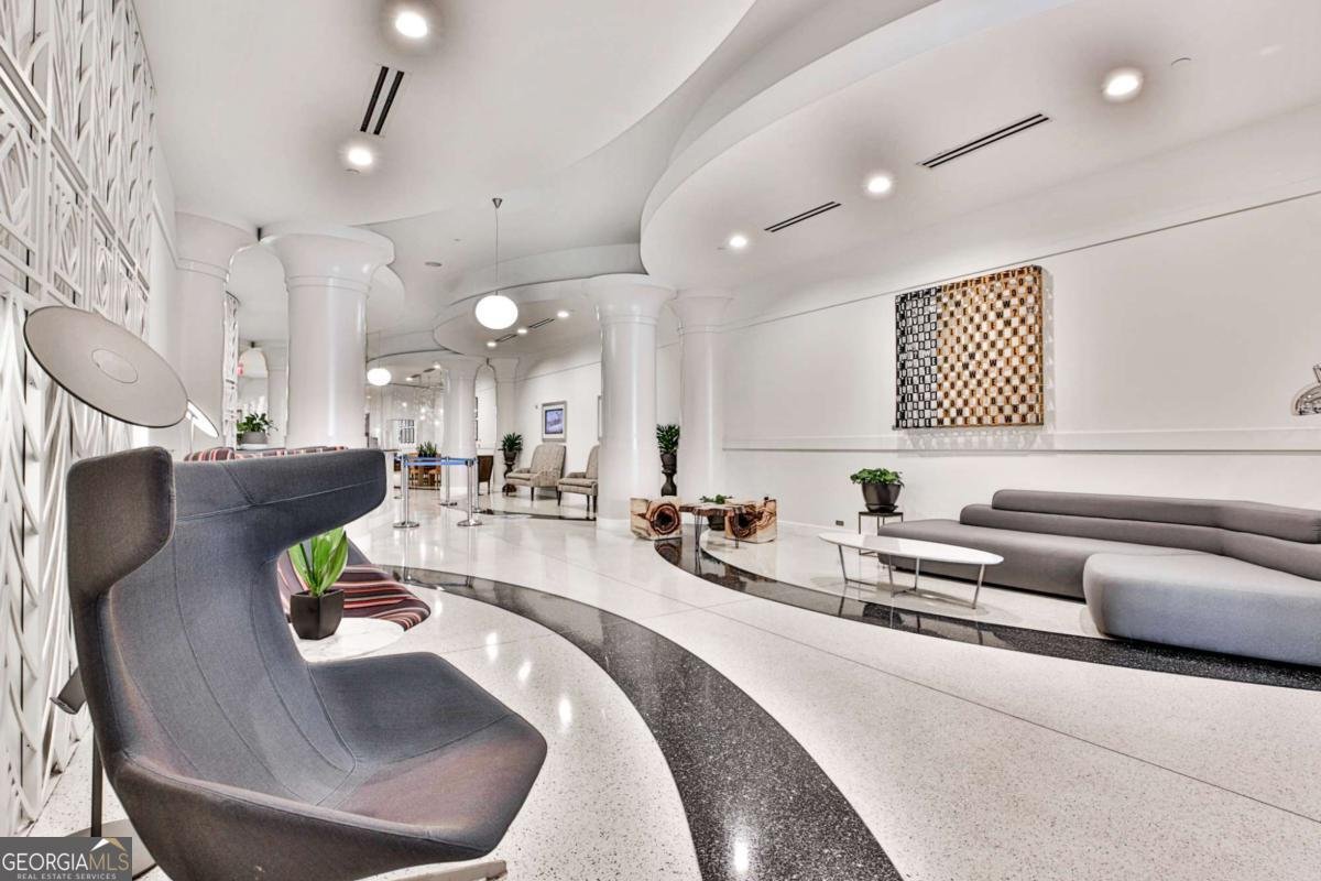 860 PEACHTREE Street Atlanta - 28