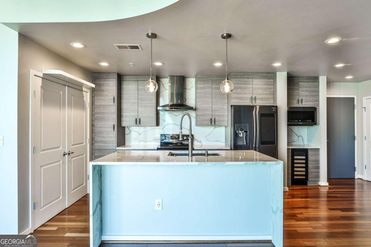 860 PEACHTREE Street Atlanta - 3