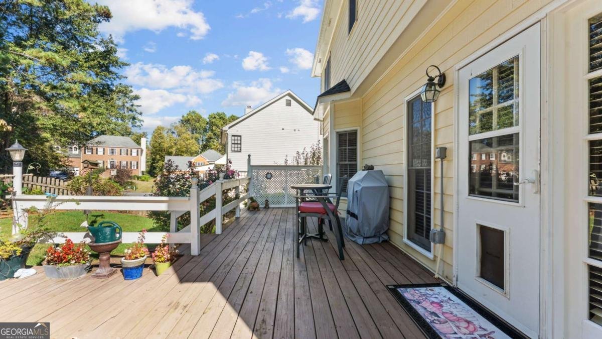 1596 POPLARWOOD Lane Lawrenceville - 33