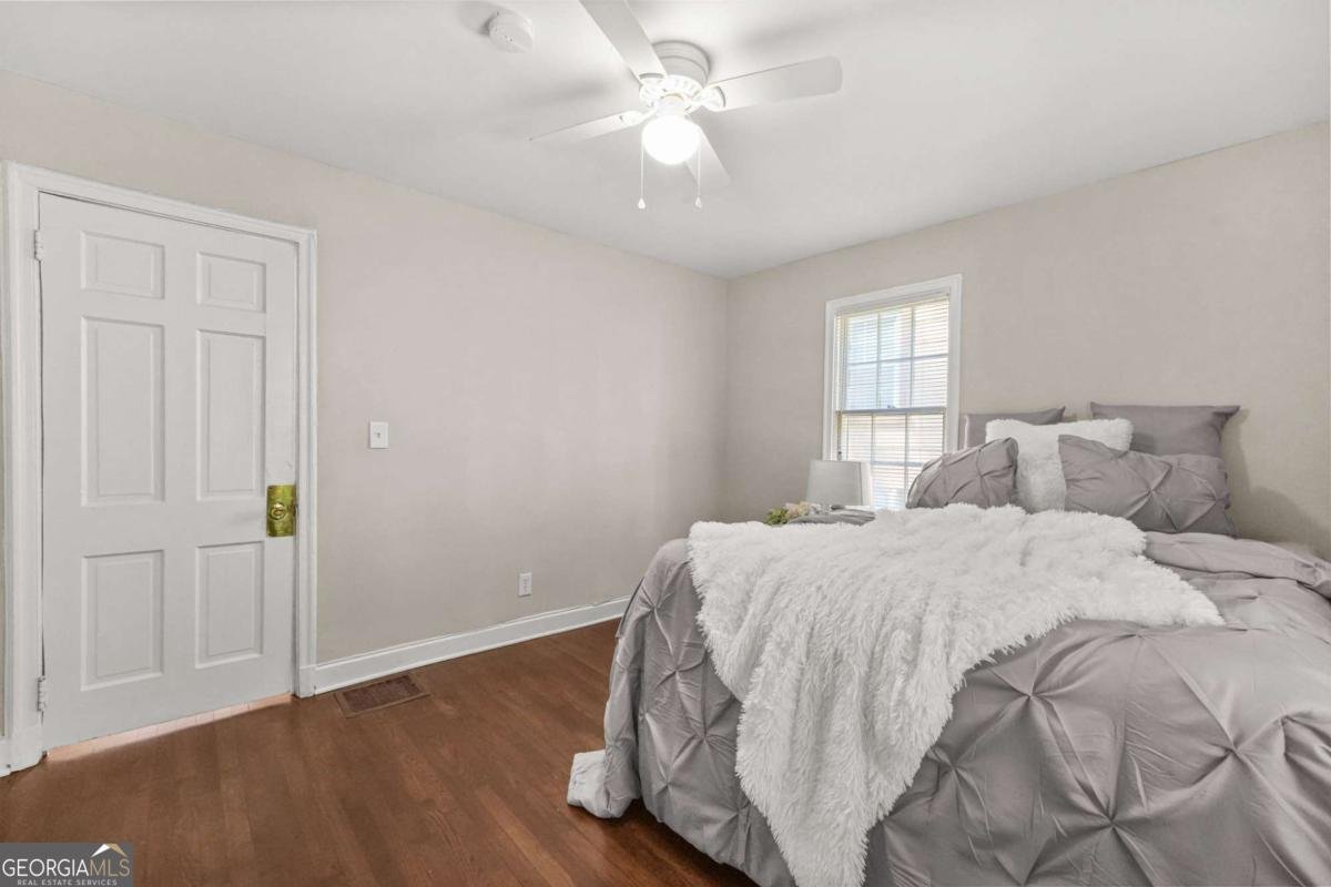 1563 MAYFLOWER Avenue Atlanta - 11