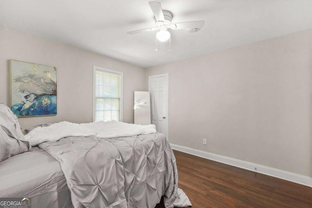 1563 MAYFLOWER Avenue Atlanta - 12