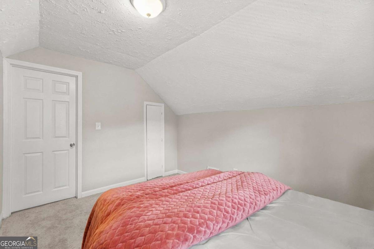 1563 MAYFLOWER Avenue Atlanta - 25