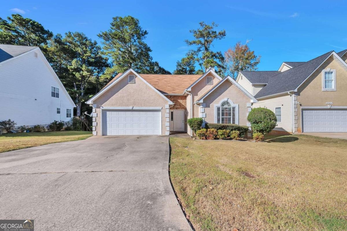 2255 Lake Royale Drive Riverdale - 1