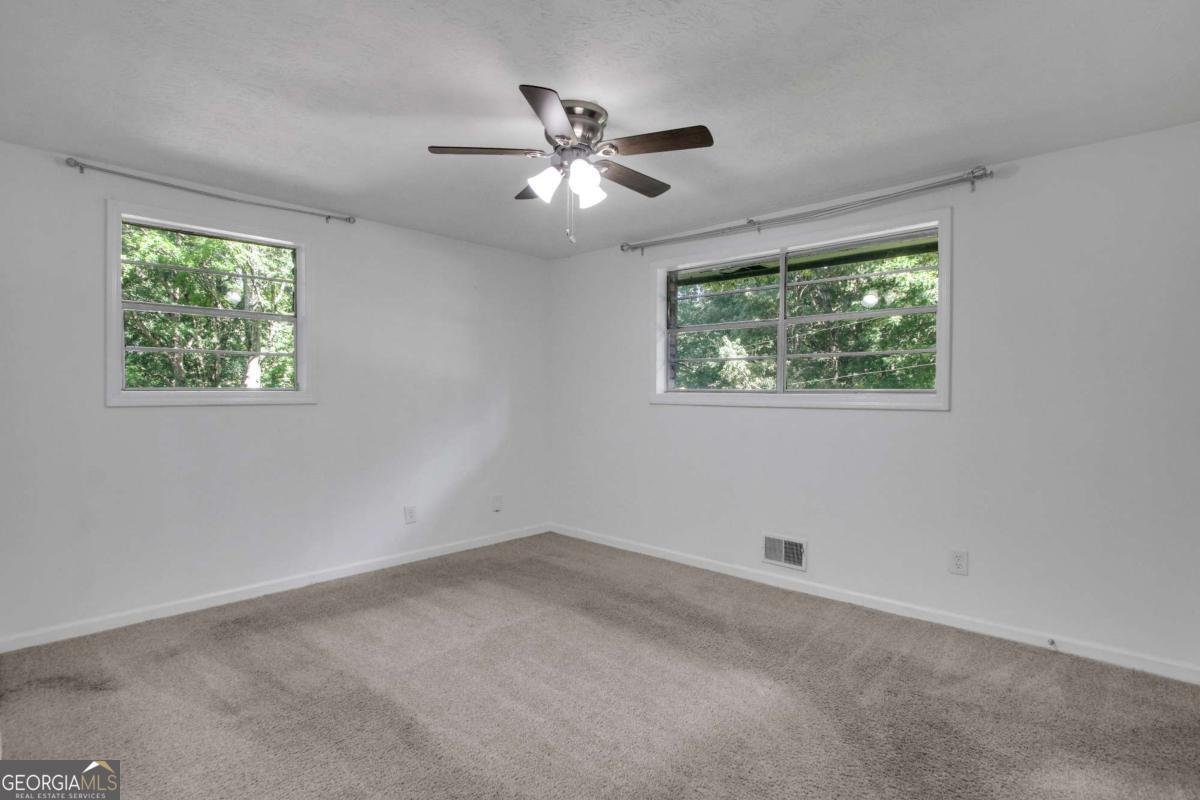 5835 Bear Drive Douglasville - 18