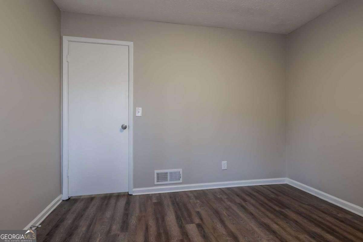 355 Ridgemont Drive Lawrenceville - 11