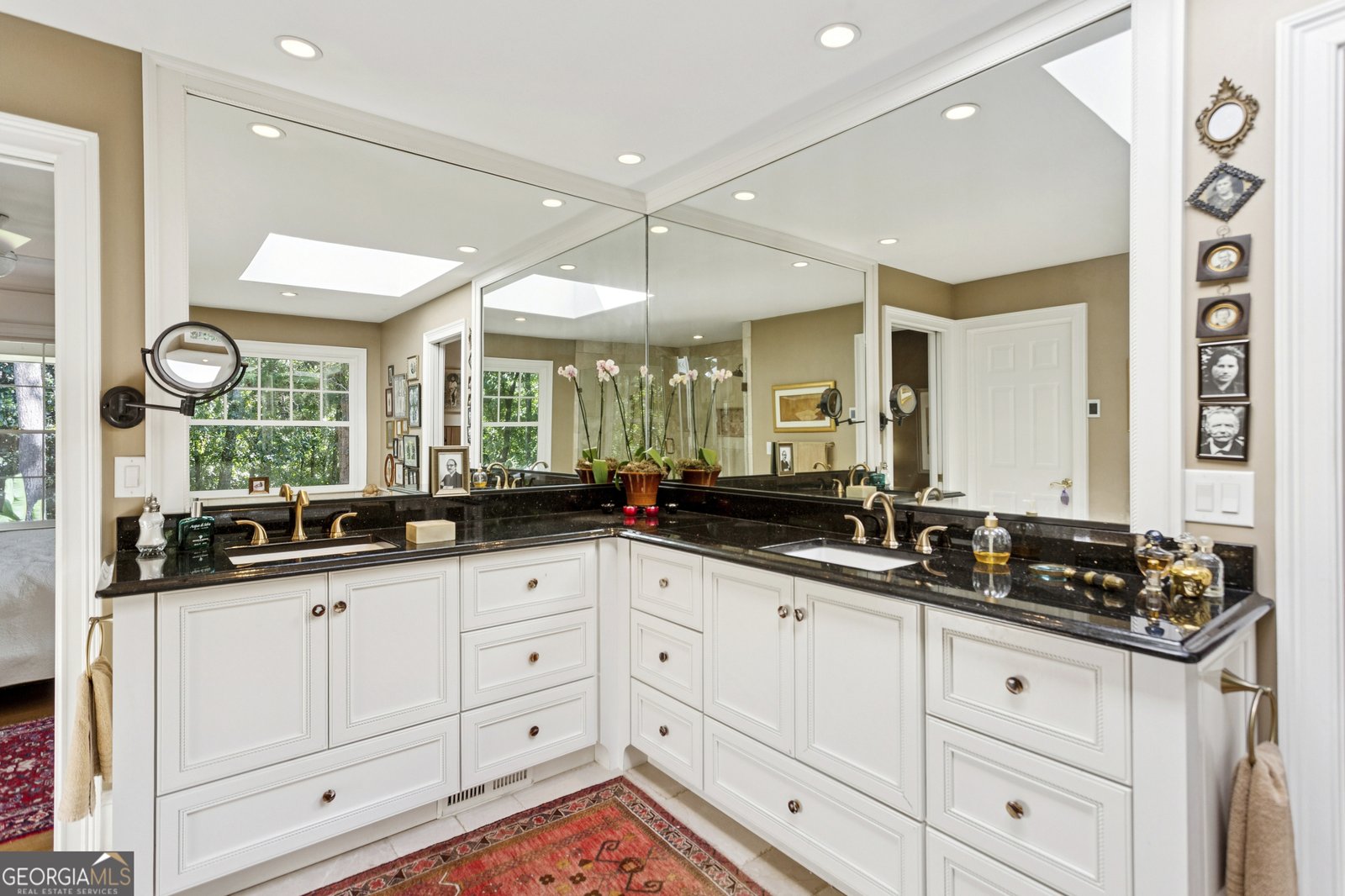 290 Glen Lake Drive Atlanta - 25