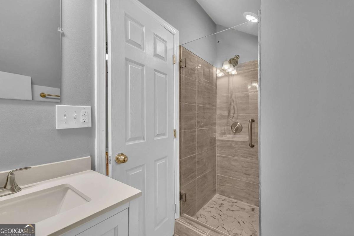 2403 BONSHAW Lane Marietta - 35