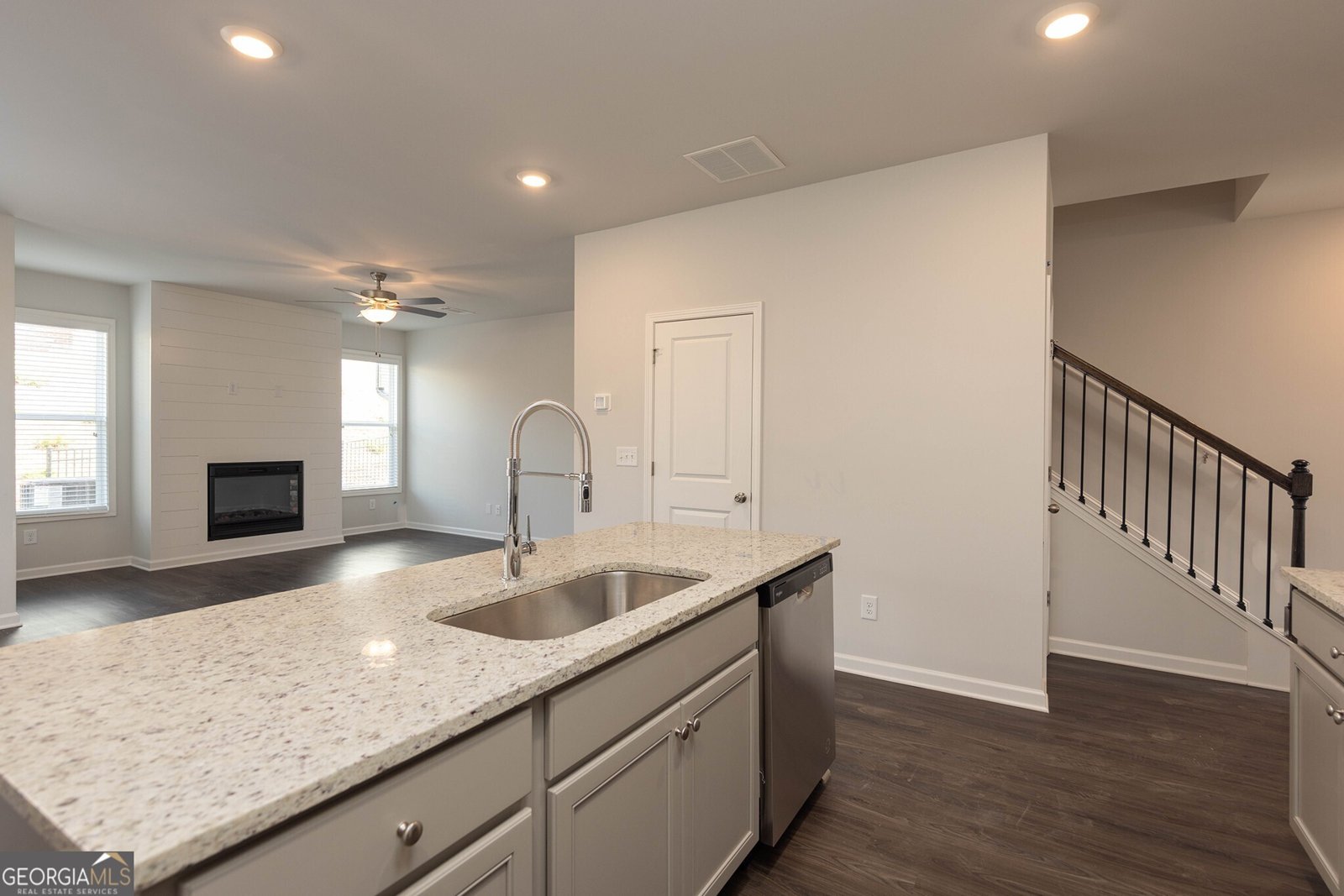 1116 Bartlett Trace Suwanee - 8