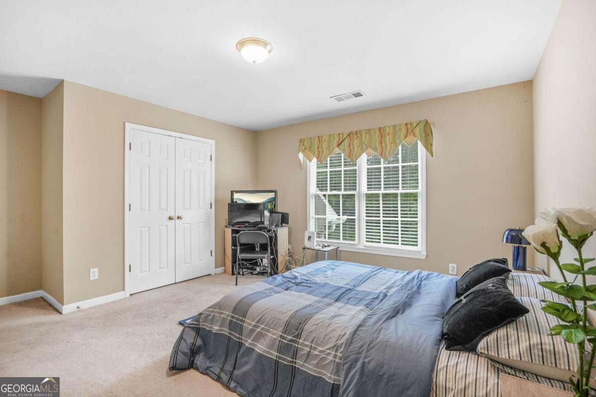 1812 Mountain Lake Drive Kennesaw - 27