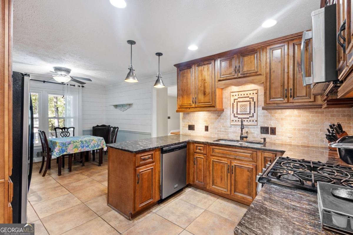 1676 Heritage Drive Snellville - 16