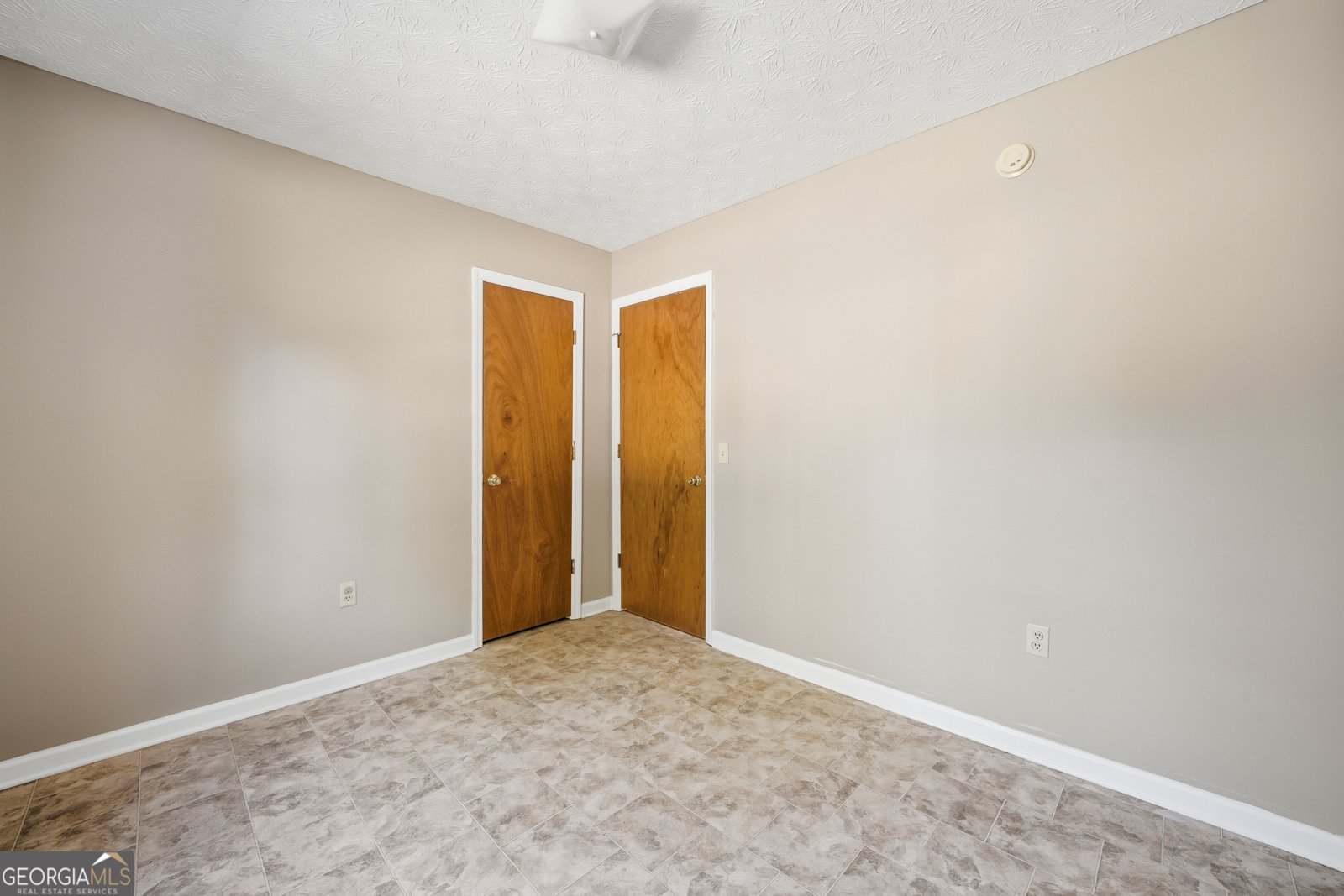 1240 Emery Creek Road Chatsworth - 1