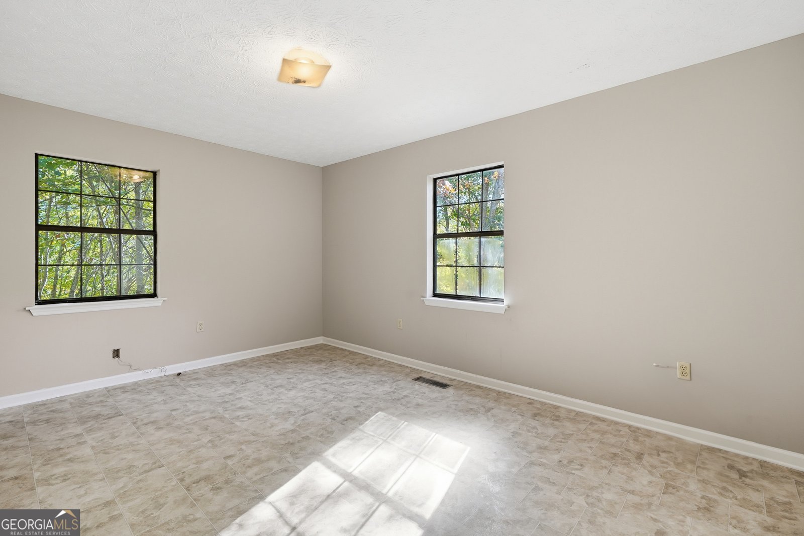 1240 Emery Creek Road Chatsworth - 7