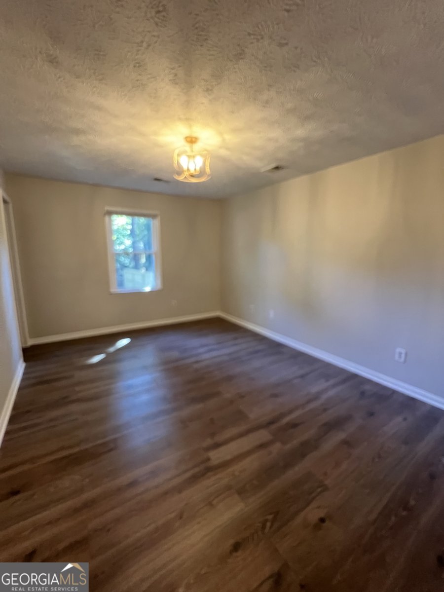 5712 Wesson Drive Ellenwood - 27