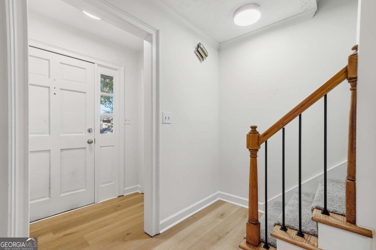 1367 Wenlock Edge Cove Stone Mountain - 3