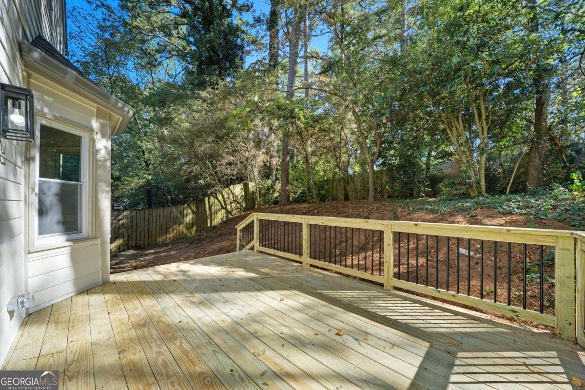 1367 Wenlock Edge Cove Stone Mountain - 34