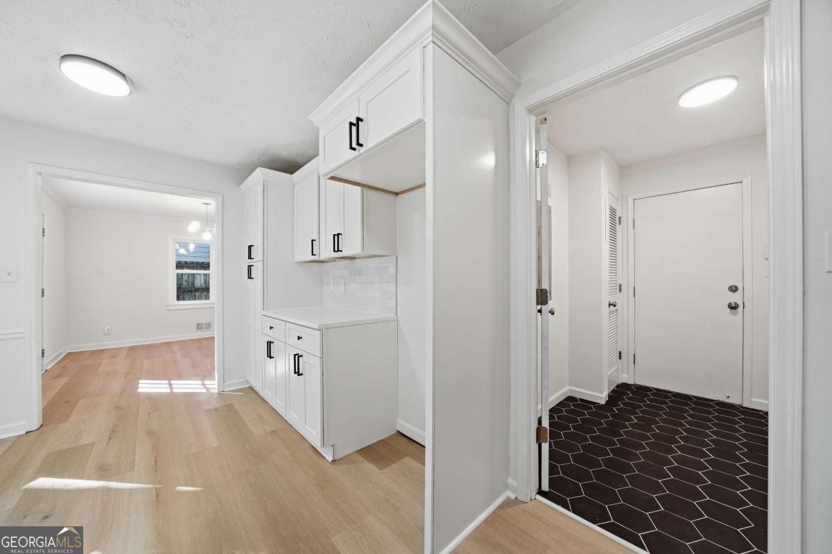 1367 Wenlock Edge Cove Stone Mountain - 43