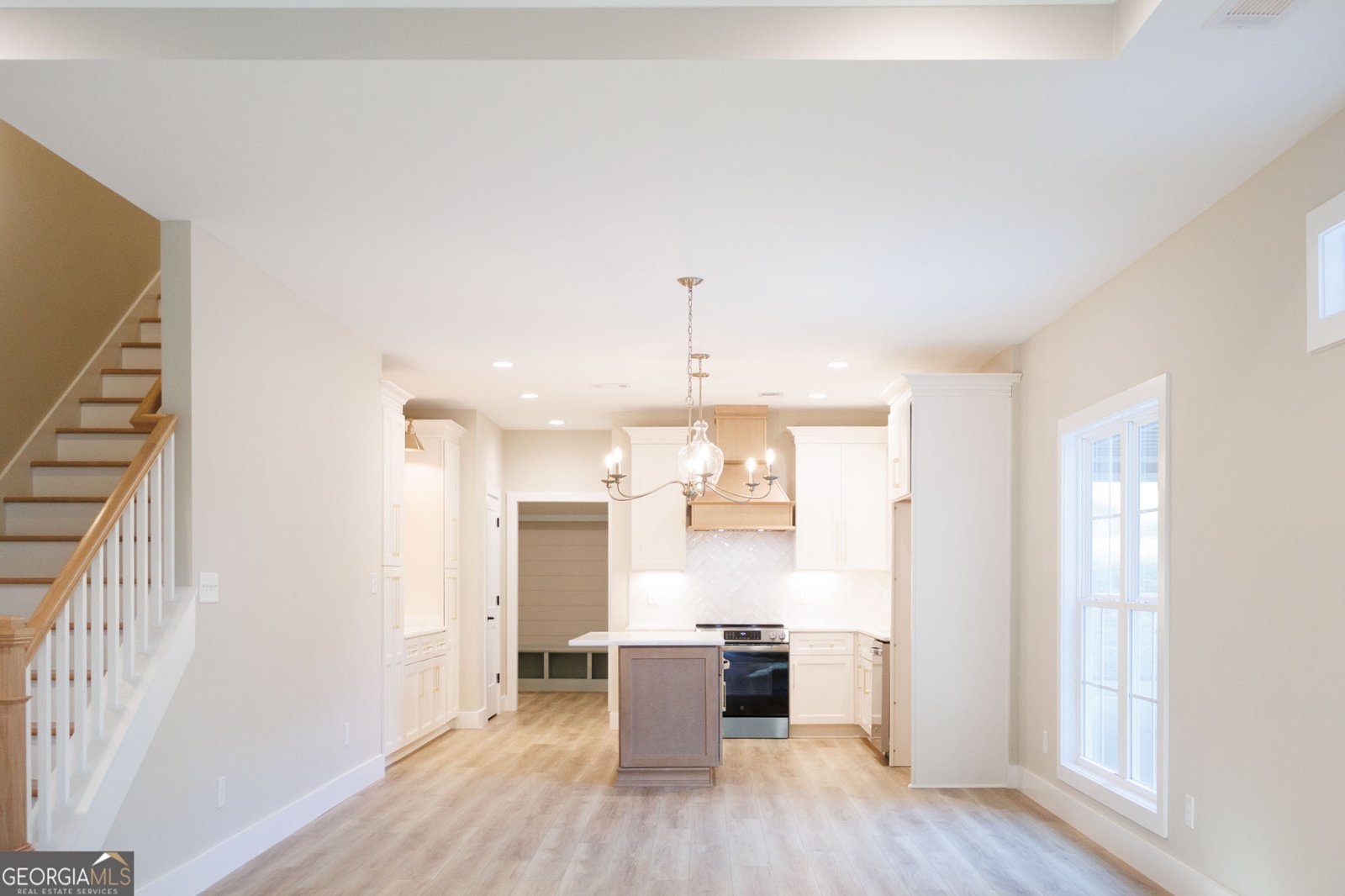 905 Massee Lane Perry - 9