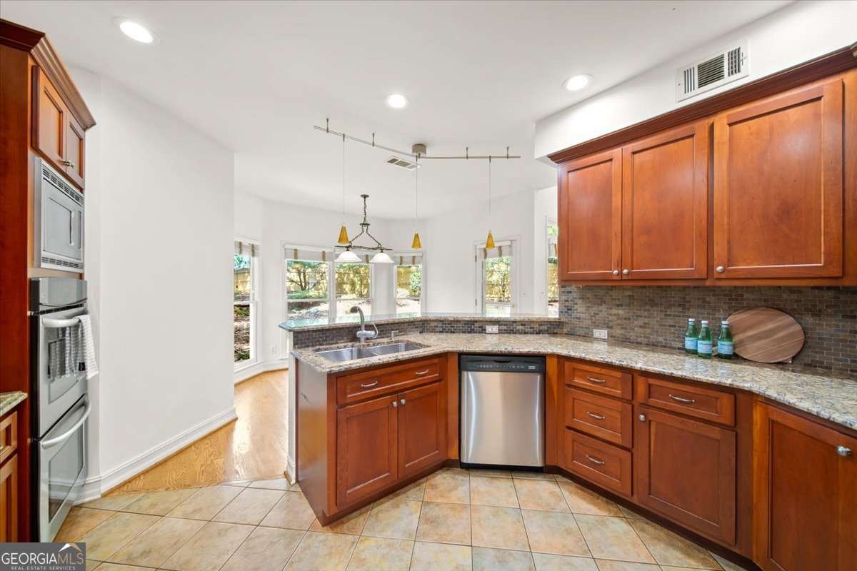 1560 Oak Park Cove Decatur - 11