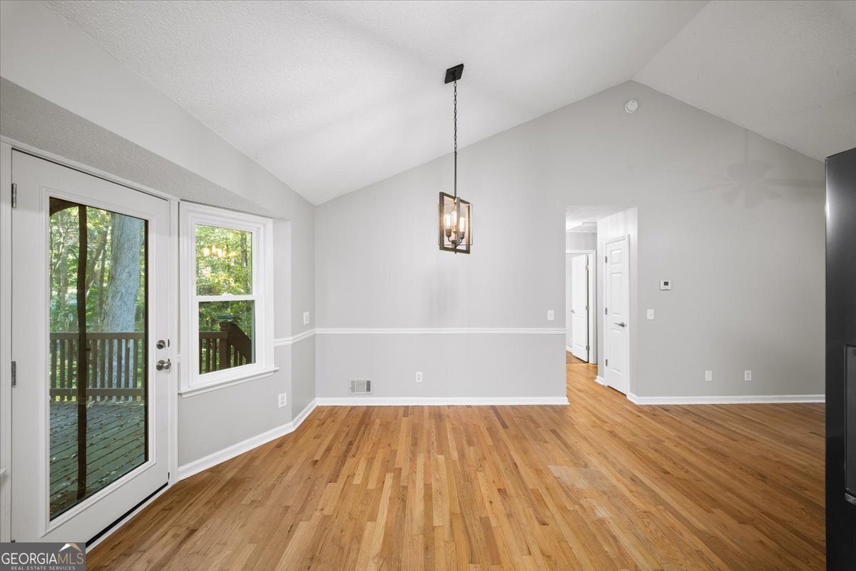 1528 Oakleaf Drive Auburn - 2