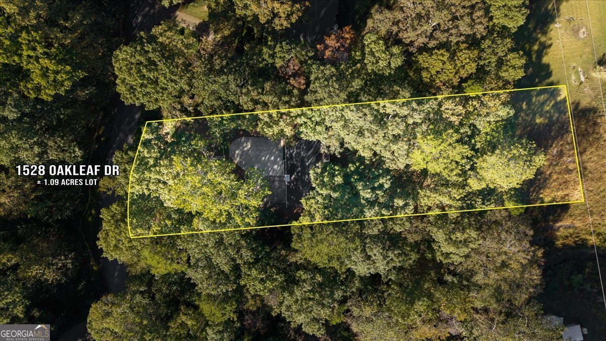 1528 Oakleaf Drive Auburn - 34