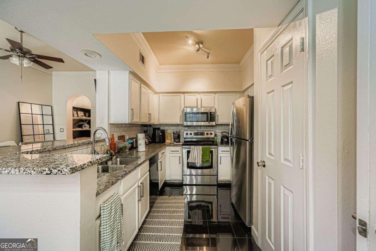 3777 Peachtree Road Brookhaven - 10
