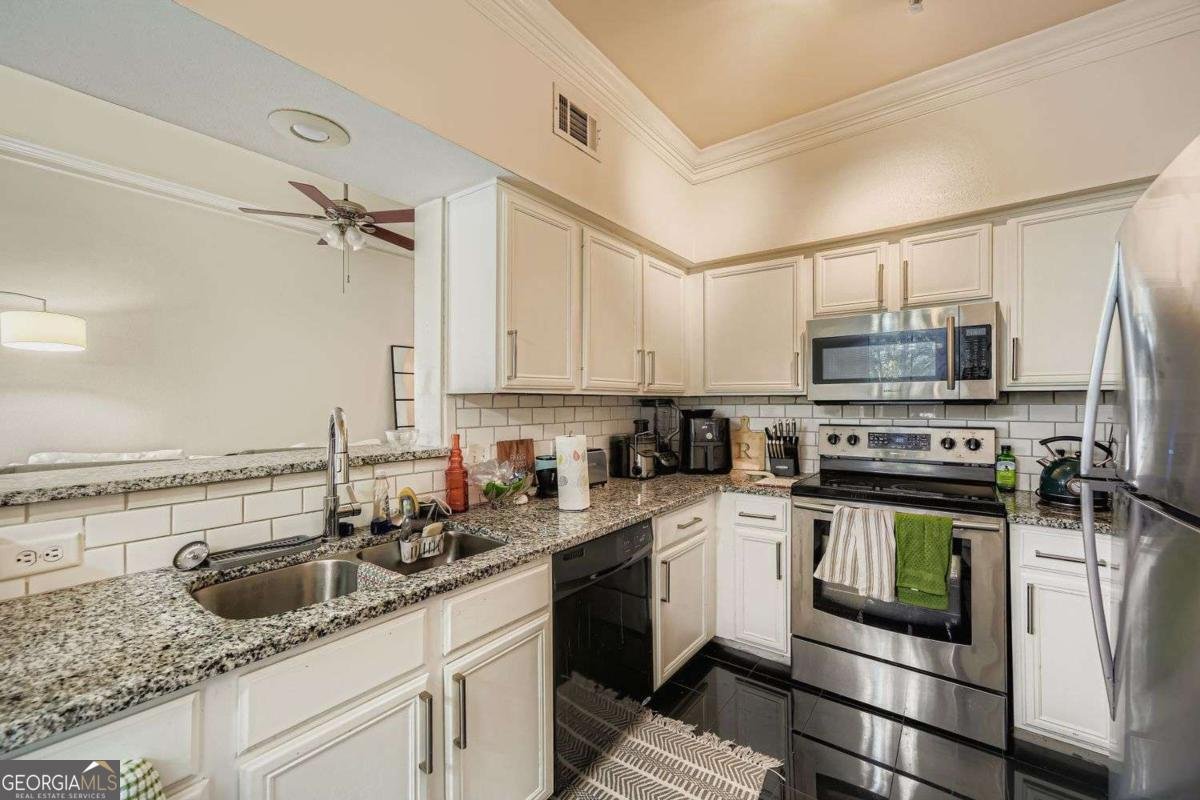 3777 Peachtree Road Brookhaven - 11