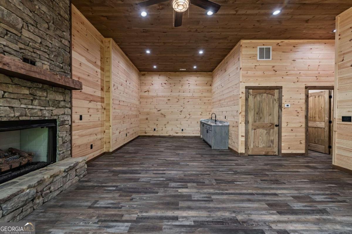 120 Green Ridge Road Blue Ridge - 52